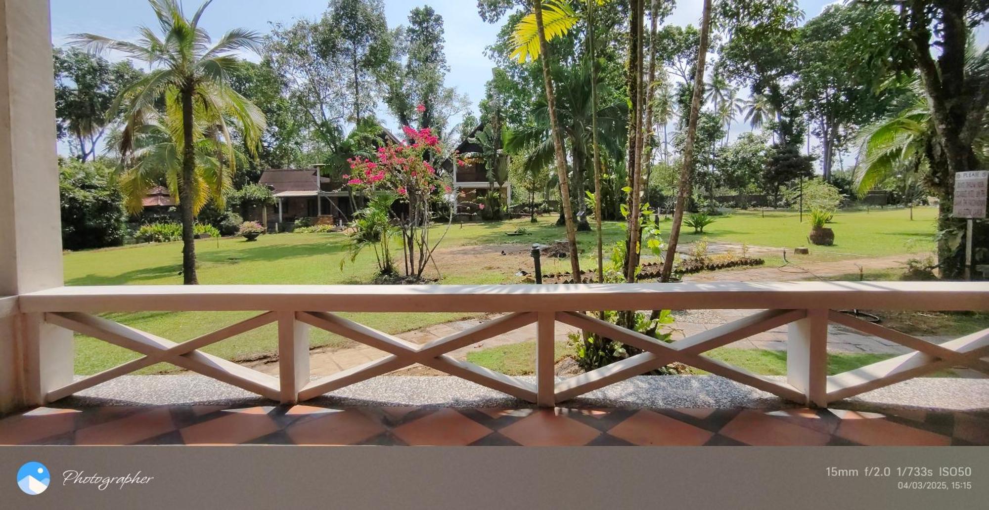 Tanjung Inn Куантан Екстериор снимка