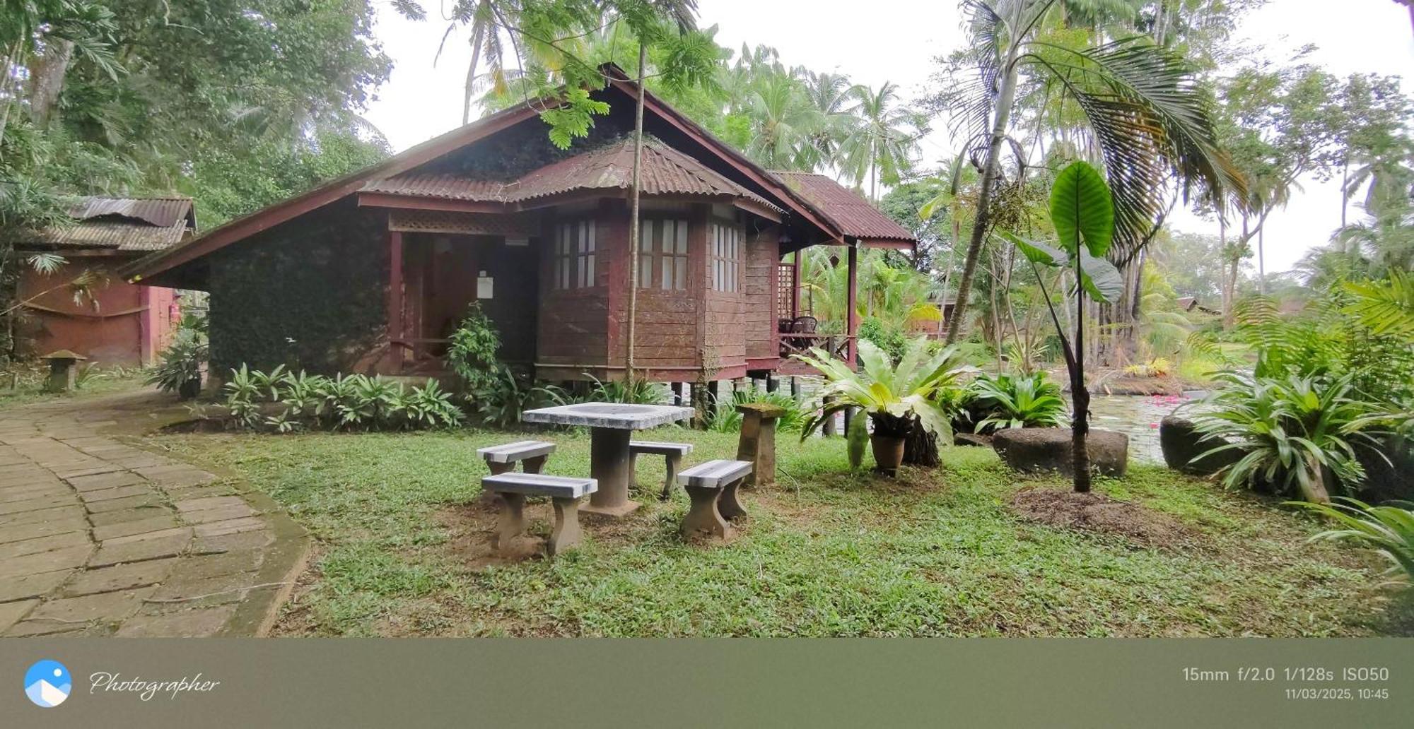 Tanjung Inn Куантан Екстериор снимка