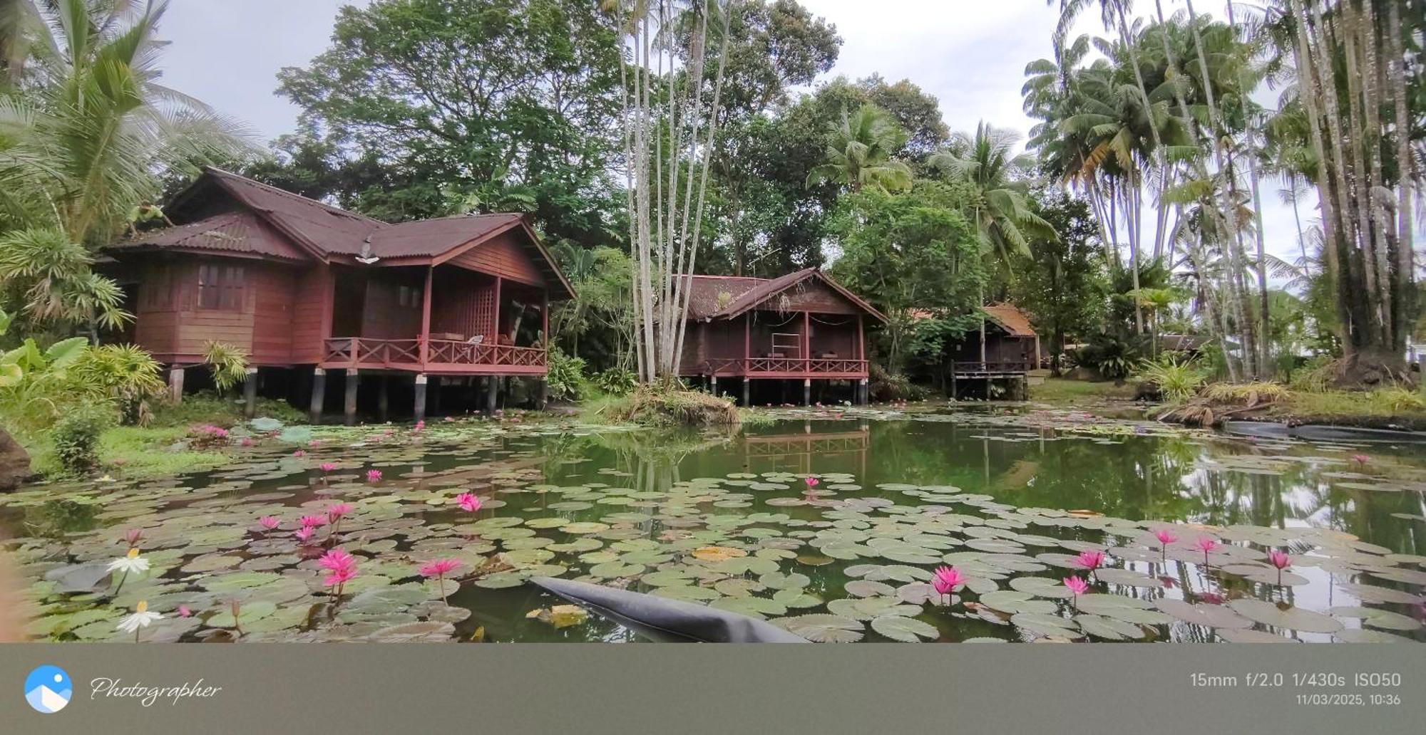 Tanjung Inn Куантан Екстериор снимка