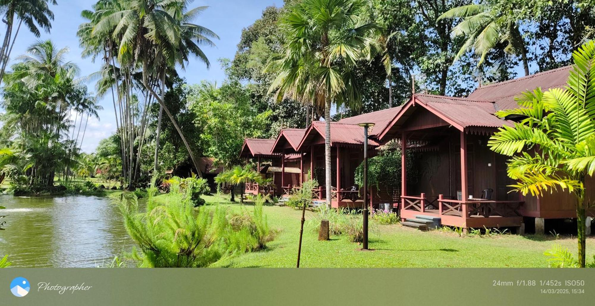 Tanjung Inn Куантан Екстериор снимка