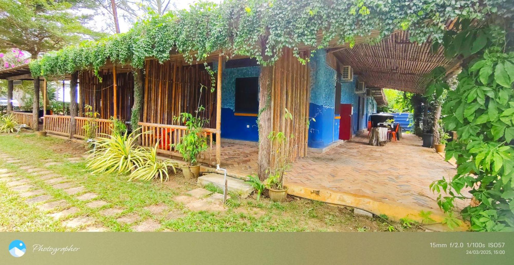Tanjung Inn Куантан Екстериор снимка